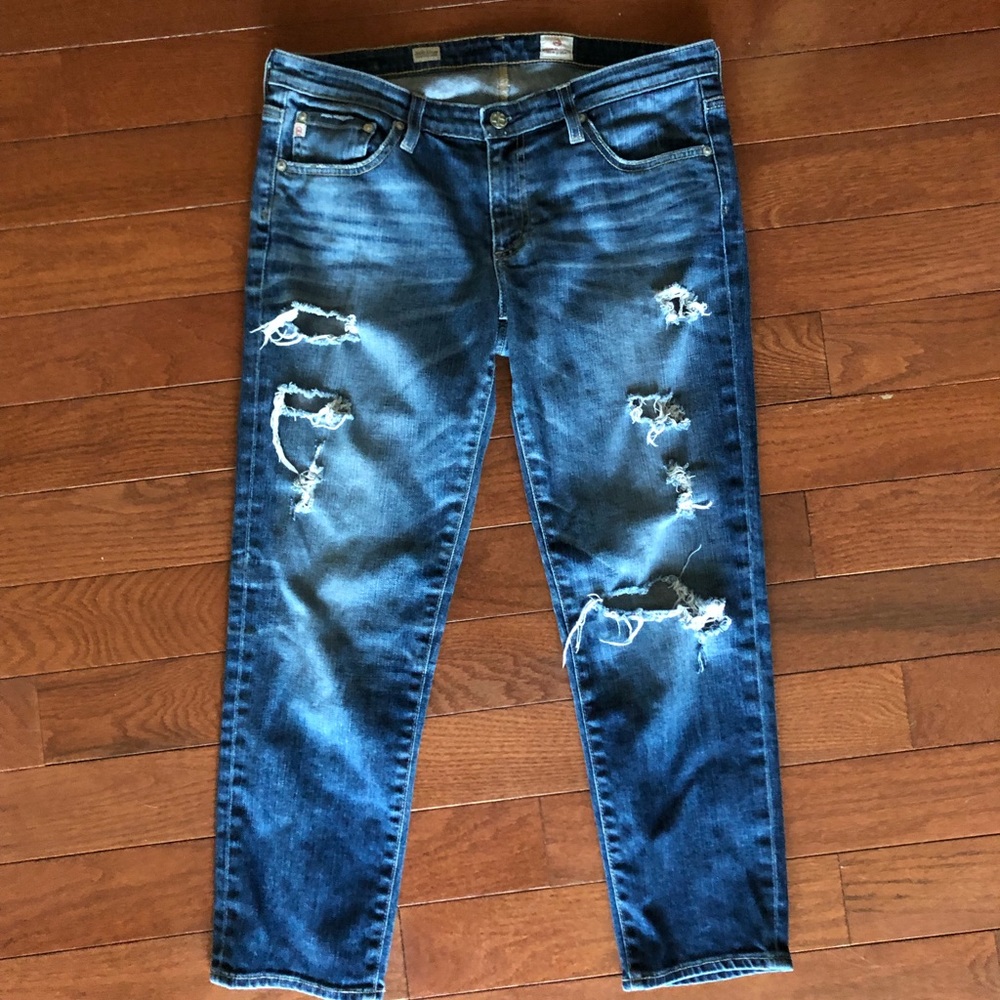 AG The Stilt Cigarette Distressed Crop Jeans